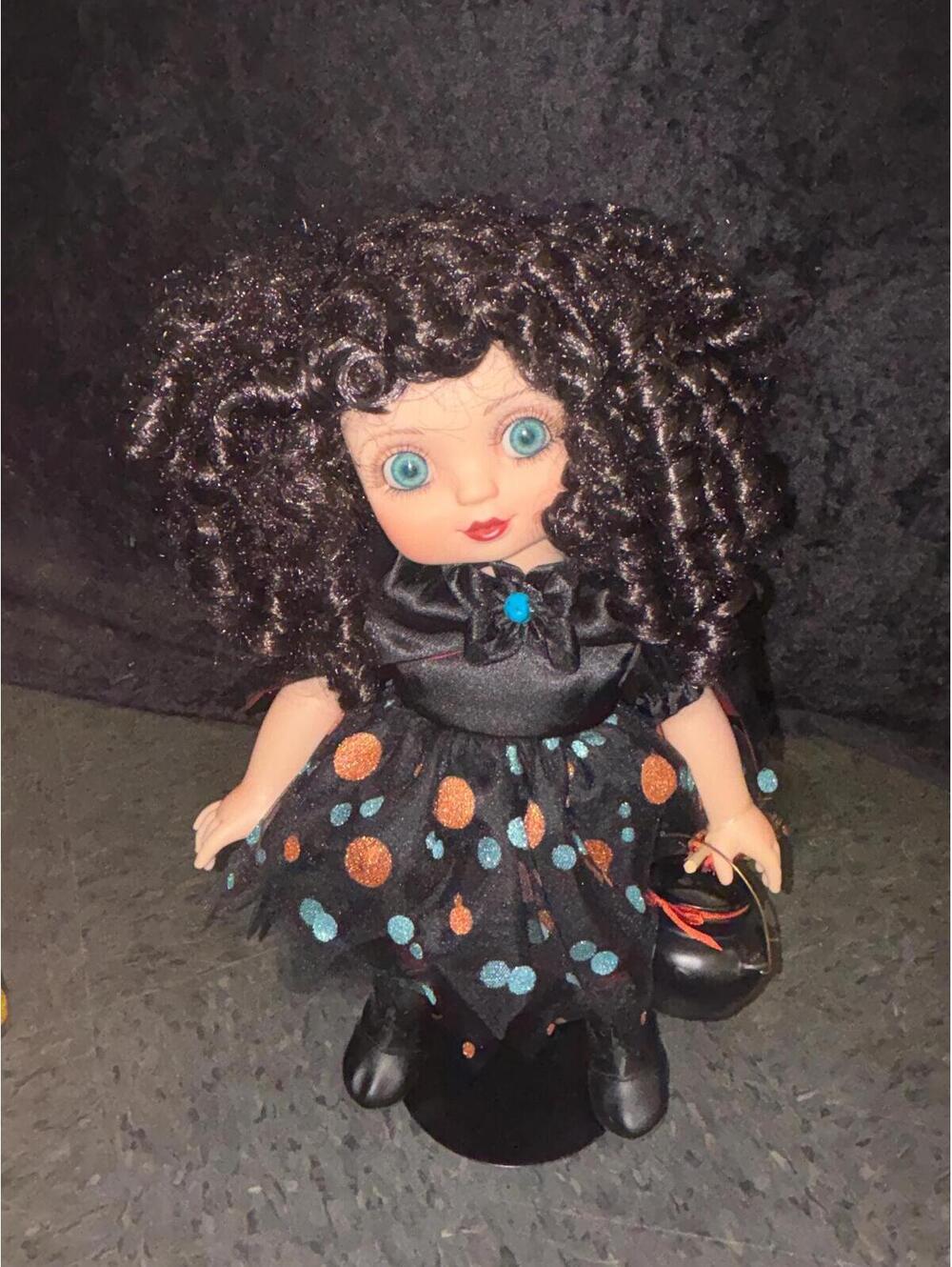 Marie Osmond “Adora-Boo” Doll MIB * Slight box damage*